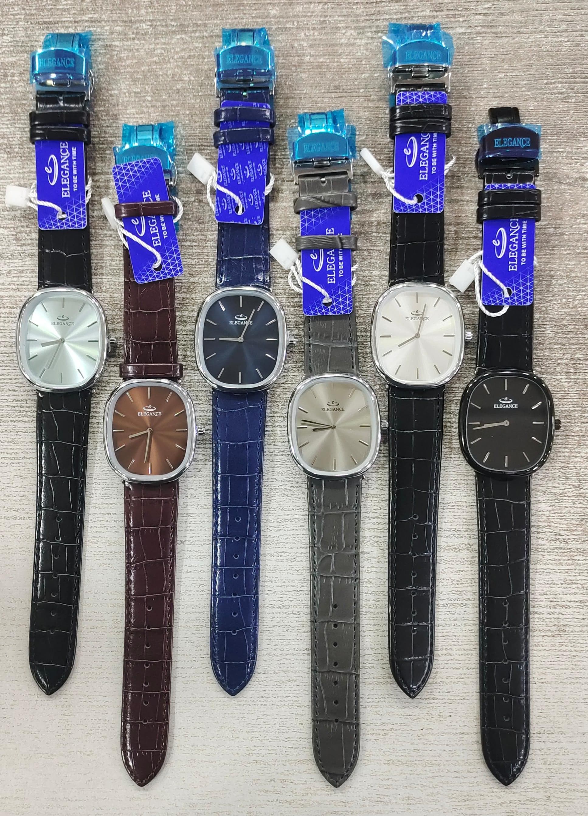 Elegance Minimalist Quartz Watch with Croco-Leather Strap